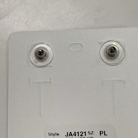 💙 Brighton One Love Earrings - Picture 5 of 6